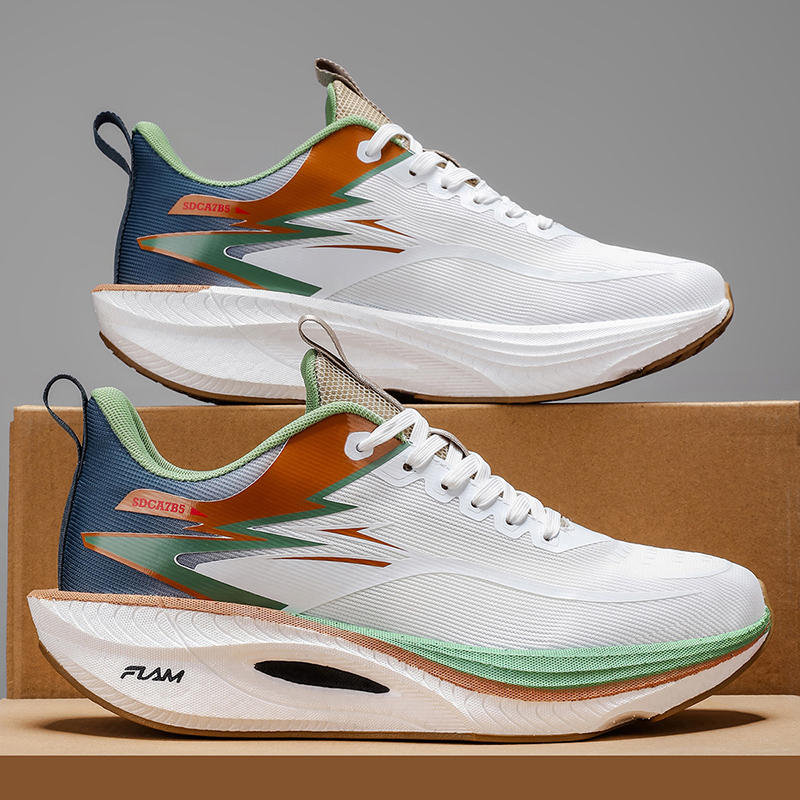 Running Shoes Men Carbon Board - Running Gear Shoes ulasan dan harga